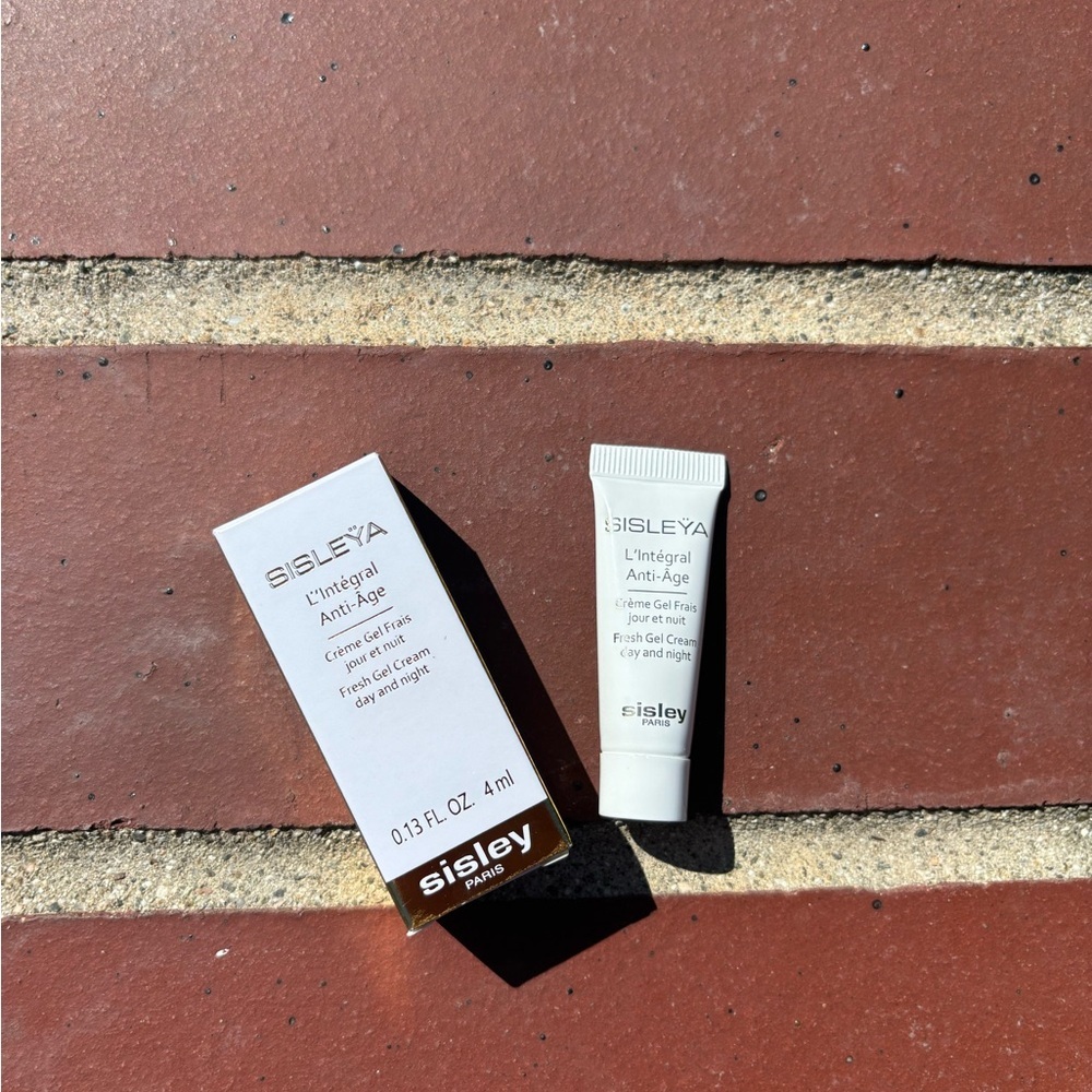 Sisley Sisleya L'Integral Anti-Age Fresh Gel Cream 4ml